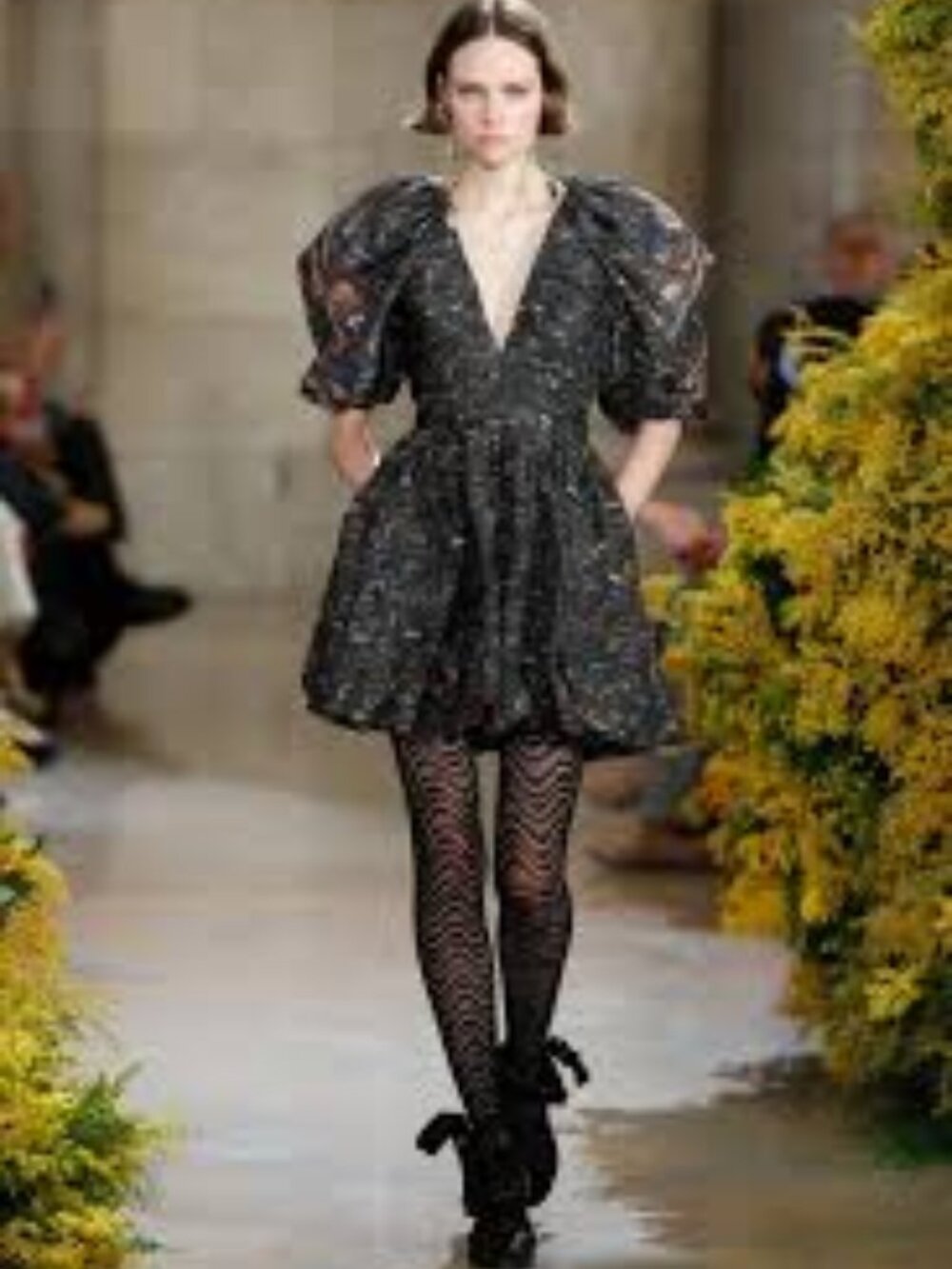 Ulla Johnson Gwen mini dress V-neck bubled sleeve and sleeve size 2/small - Picture 1 of 8